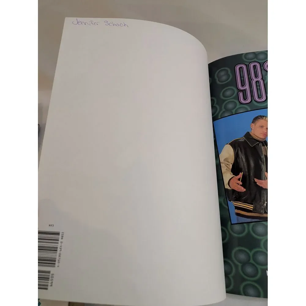 98 Degrees Backstage Pass Magazine Scrapbook 1999 Scholastic Boy Band Collectibl